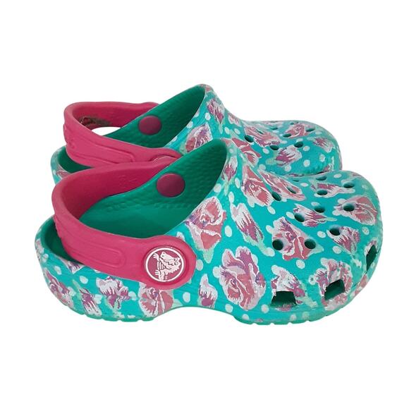 Crocs Clogs Girls 6 Rose Floral Polka Dot Blue Water Shoe Slip On Outdoor Hiking - Picture 2 of 7